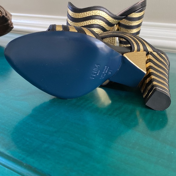 Fendi Gold Edition Sandals - Picture 3 of 9